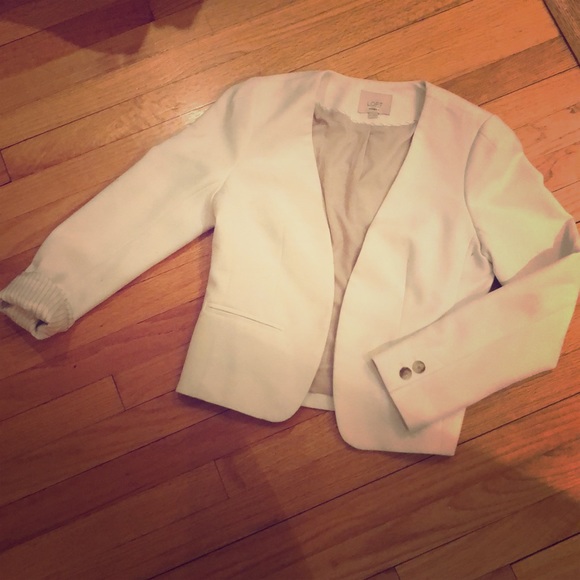 LOFT Jackets & Blazers - Loft Cream Blazer LOFT Jackets & Blazers - Loft Cream Blazer
